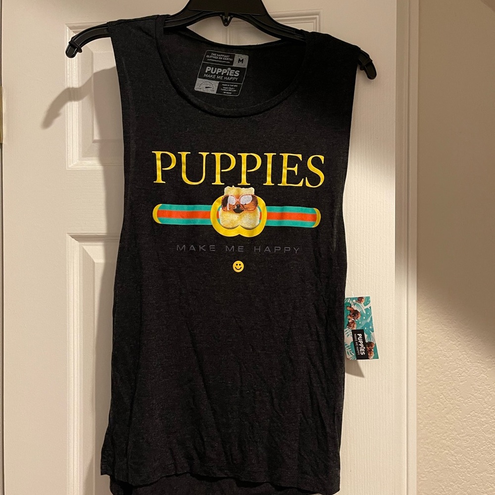 Puppies make me happy muscle t-shirt. Size medium NWT. Color is washed black